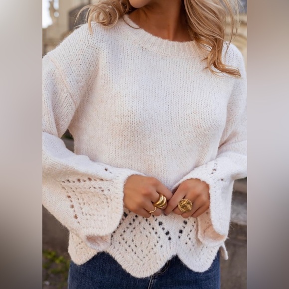 Easy Clothes Sweaters - LongSleeve Sweater
